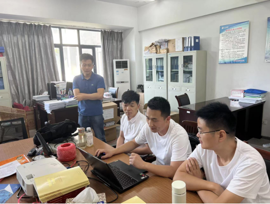 信息工程學(xué)院扎實推進實驗室建設(shè)調(diào)研，以高水平平臺賦能高質(zhì)量人才培養(yǎng)